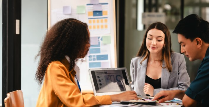 Chief marketing officer Kari Bedgood Featured in Club Solutions: The Future of Digital Growth & Retention